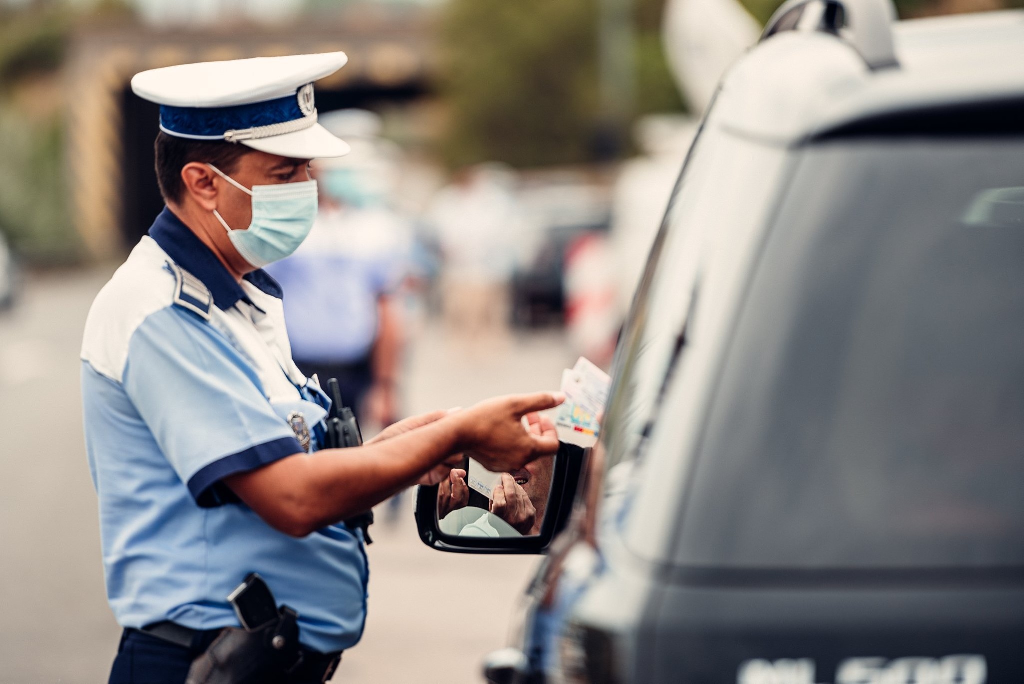 28 de permise de conducere retinute de politistii bihoreni in numai 4 ore, pe drumurile judetene