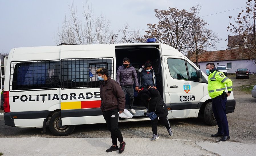 Politia Locala Oradea a cules de pe strada cersetorii si persoanele fara adapost, intr-o actiune integrata in zilele de 4-5 martie