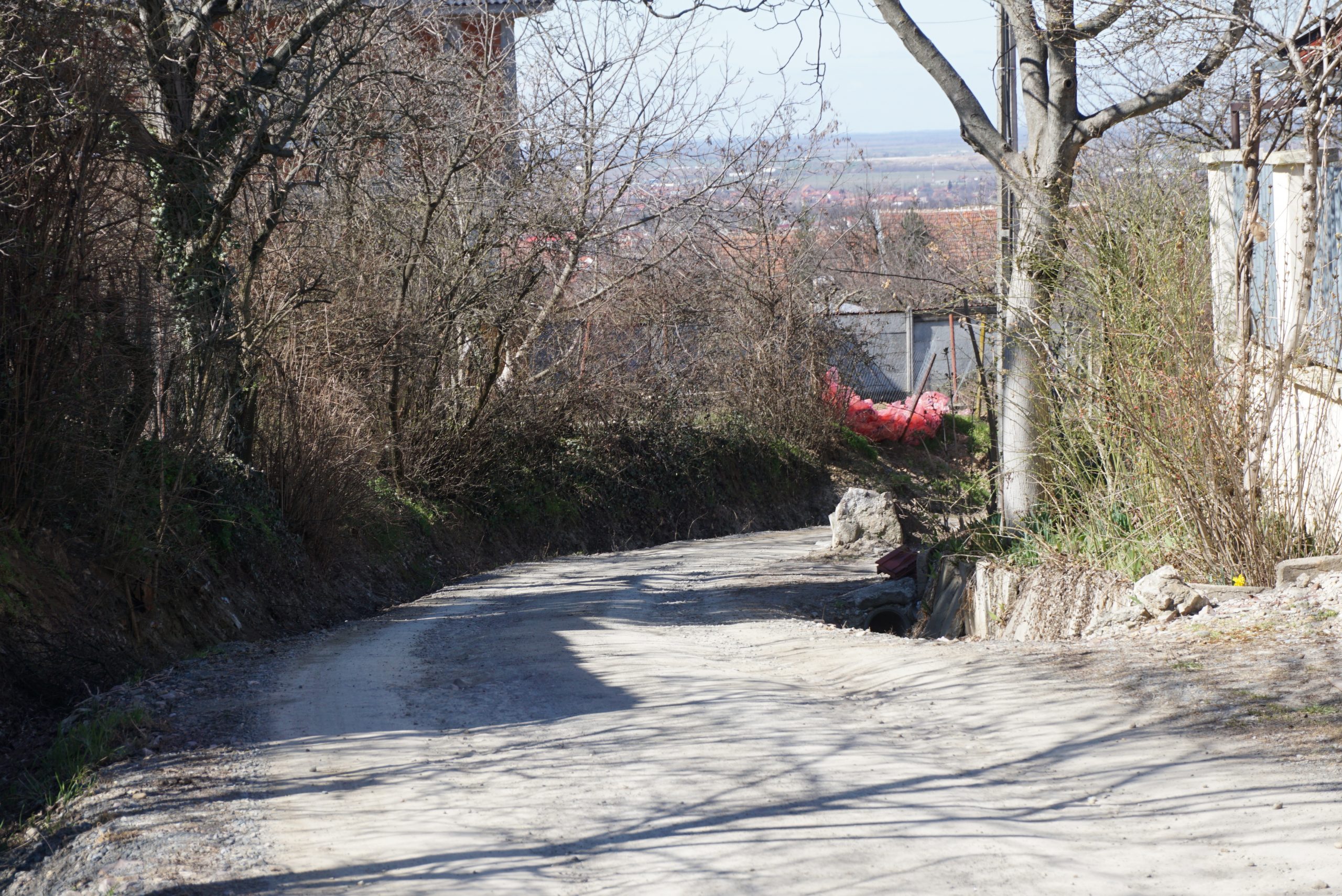Au început lucrările de modernizare a trei străzi din cartierul Oncea