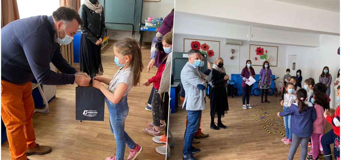 Oradea inimoasa. Doi consilieri locali au donat incaltaminte pentru copiii de la Centru de Zi Oradea