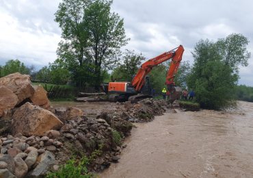 Inundatiile din judetul Bihor au produs pagube in 56 de localitati