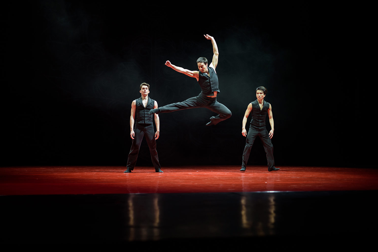 Invitatie la balet. Artistii Baletului din Győr vin pe scena Teatrului Szigligeti Oradea