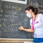 Matematica de 10” se face la Universitatea din Oradea! Peste 150 de elevi din clasele primare vor recapitula materia alaturi de profesoara Roxana Caciora