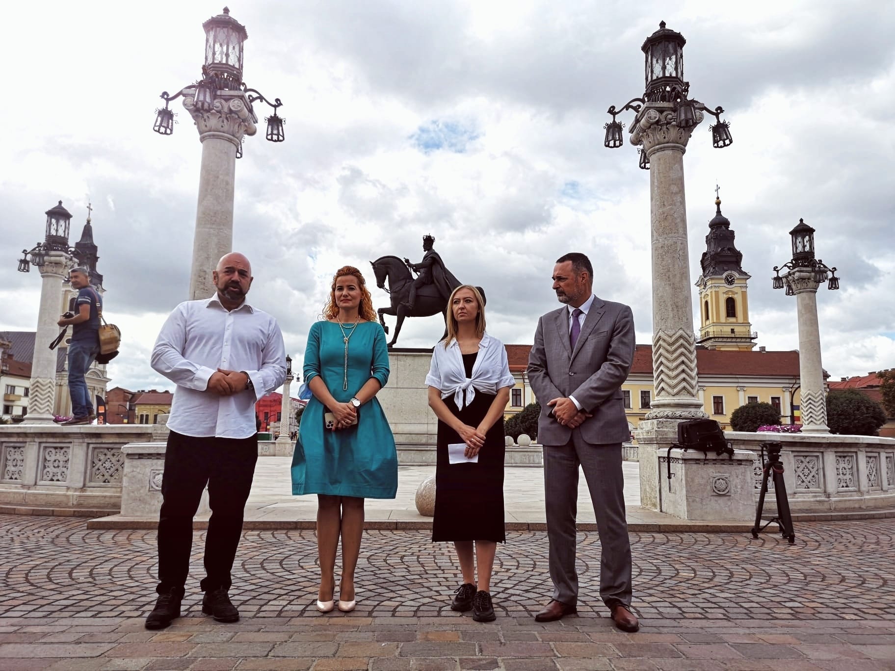 Ambasadorul României în Republica Belarus, Viorel Moșanu, prezent la vernisajul expoziției „Belarus – drumul spre libertate”