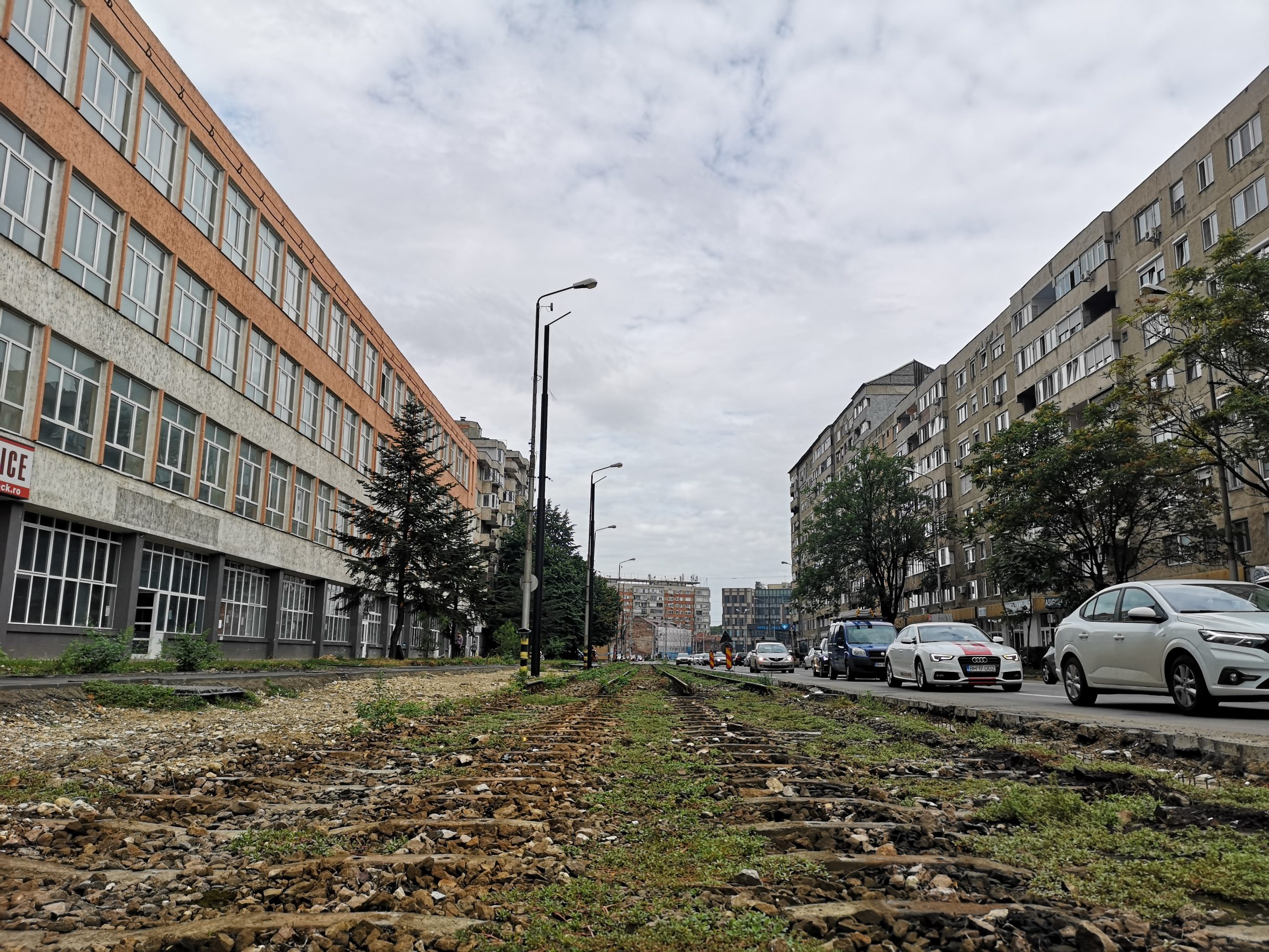 Au început lucrările de reabilitare a liniei de tramvai pe tronsonul Nufărul – Cantemir. Patru luni circulatia tramvaielor va fi intrerupta