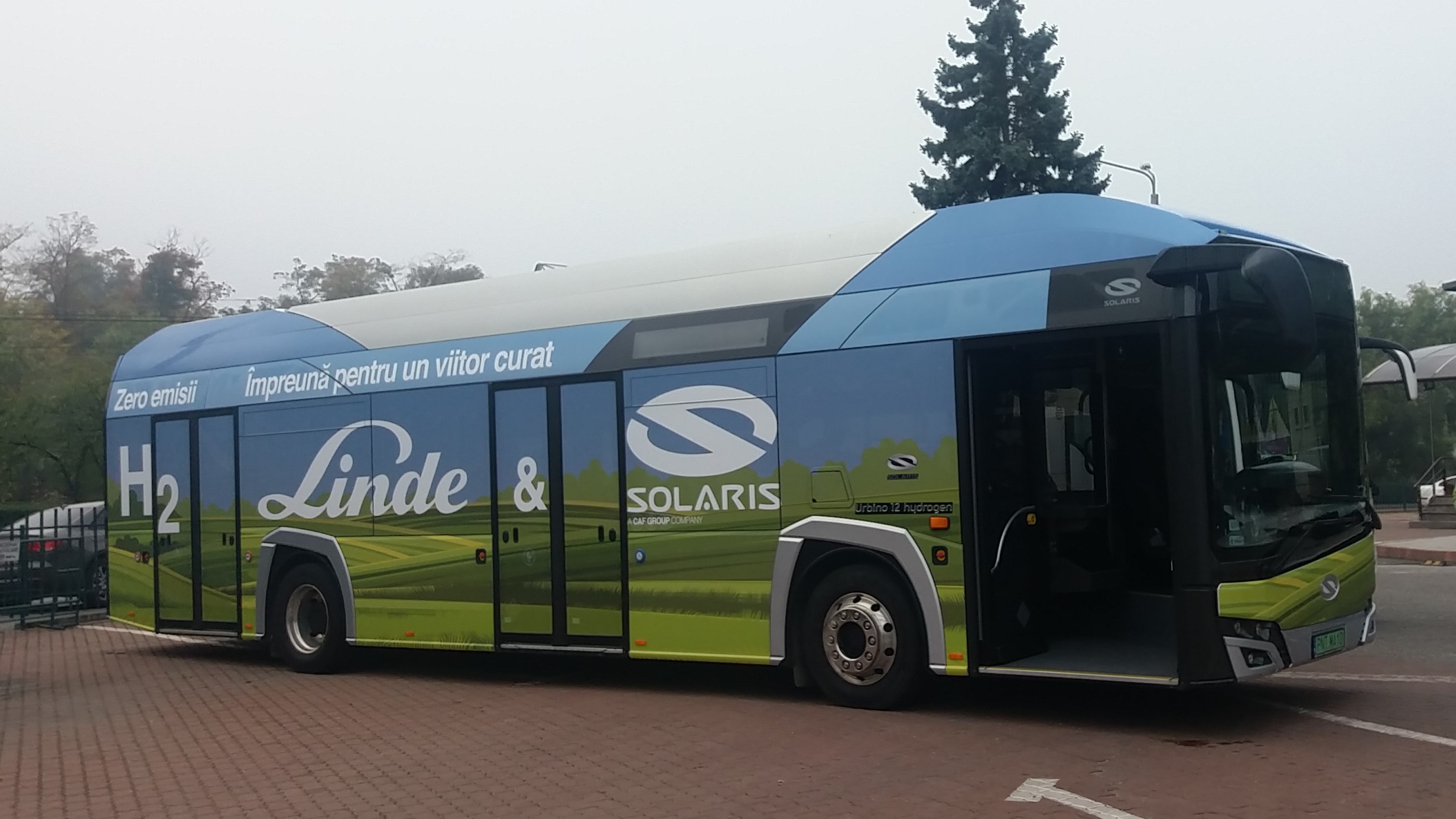 Autobuzul Urbino 12 cu hidrogen va circula timp de câteva zile în Oradea si alte cateva orase din tara