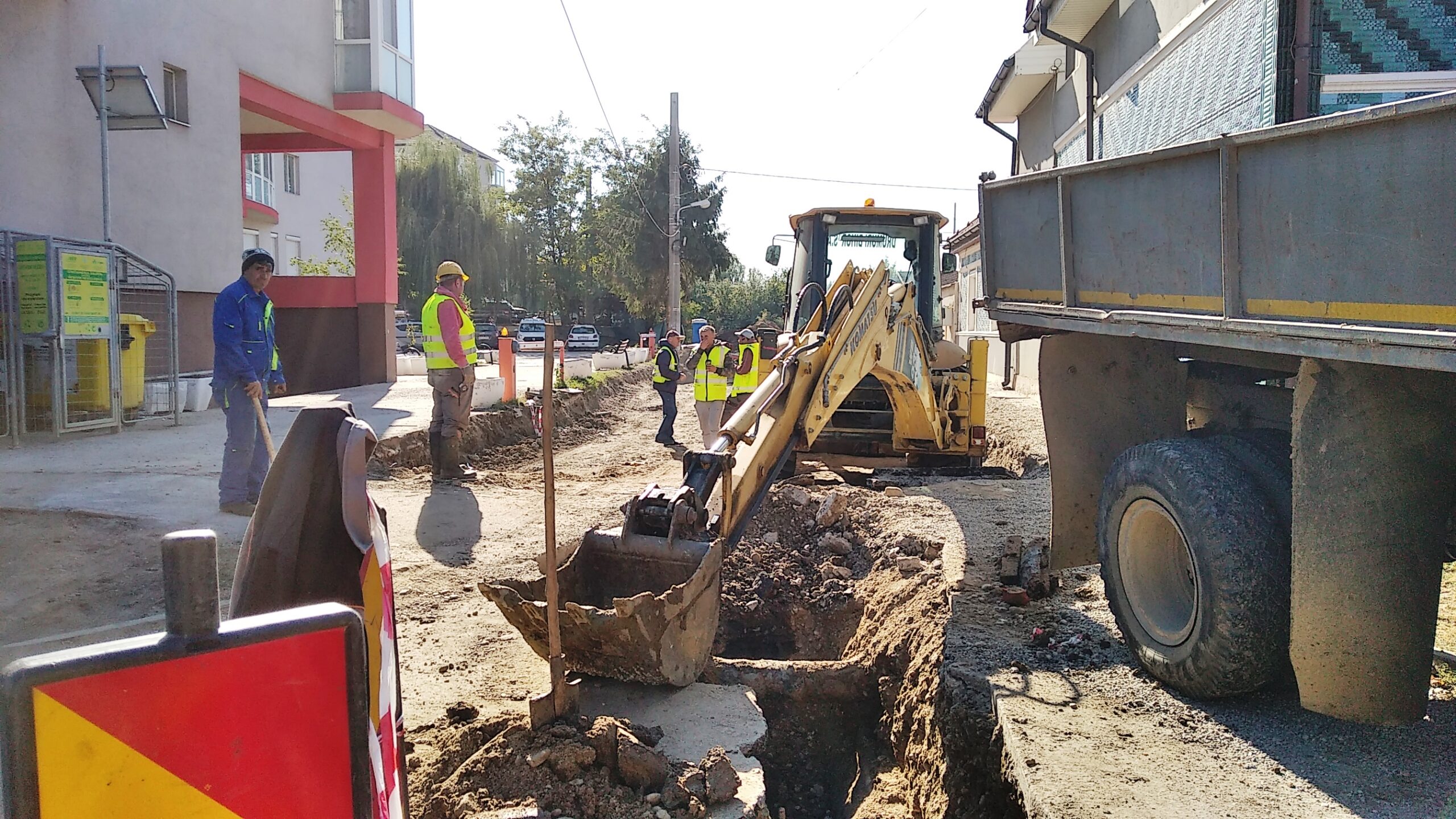Strada Trotusului va fi modernizata. Lucrarile vor fi finalizate in 3 luni si va fi amenajata si o zona verde