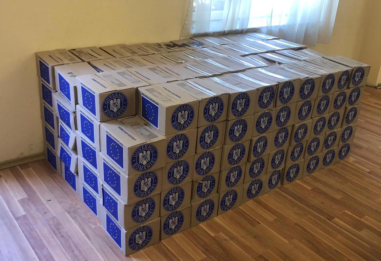 Peste 60.000 de pachete cu alimente si produse de igiena au ajuns in Bihor la persoanele defavorizate