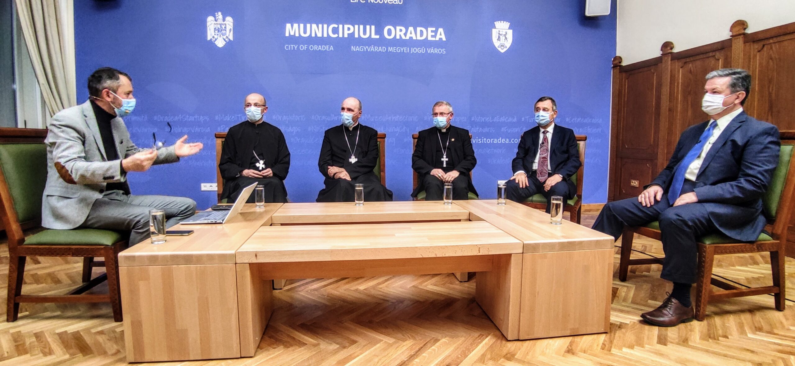 DEZBATEREA CU LIDERII CULTELOR: „Medicii sunt mâinile lui Dumnezeu. Așa vom înțelege și vaccinul”