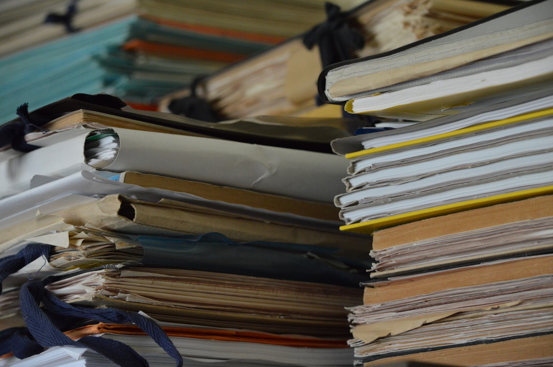 Incepand de astăzi, 1 ianuarie 2022, instituțiile publice nu mai au voie să solicite copii ale documentelor emise de stat