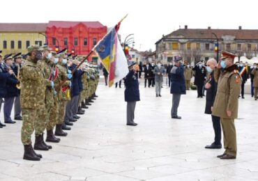 Ziua Unirii Principatelor Române va fi sarbatorita la Oradea, in Piata Unirii, cu depuneri de coroane si defilarea detasamentului de onoare