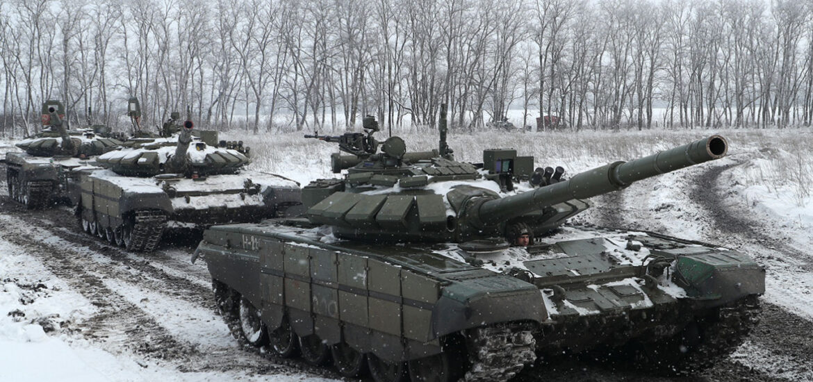 Rusii isi retrag o parte din trupe de la granita cu Ucraina