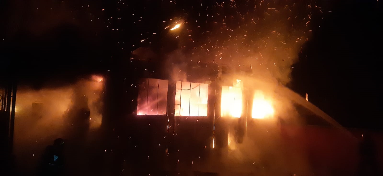 Incendiu la o casa din Oradea din cauza unui sistem de incalzire defect