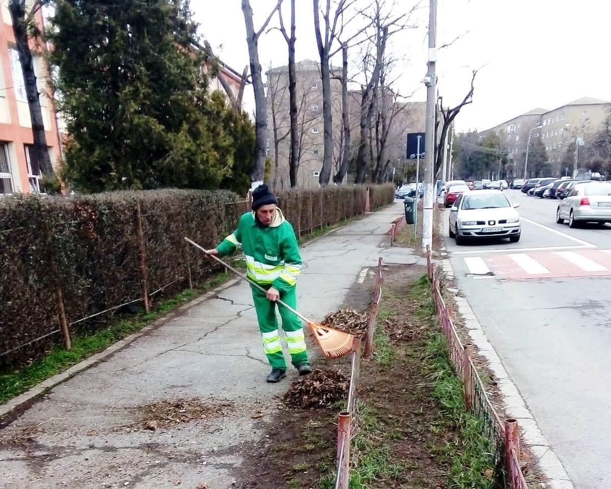 Campania de igienizare continuă cu zona centrală – începe şi campania de curățenie la asociațiile de proprietari și zona de case