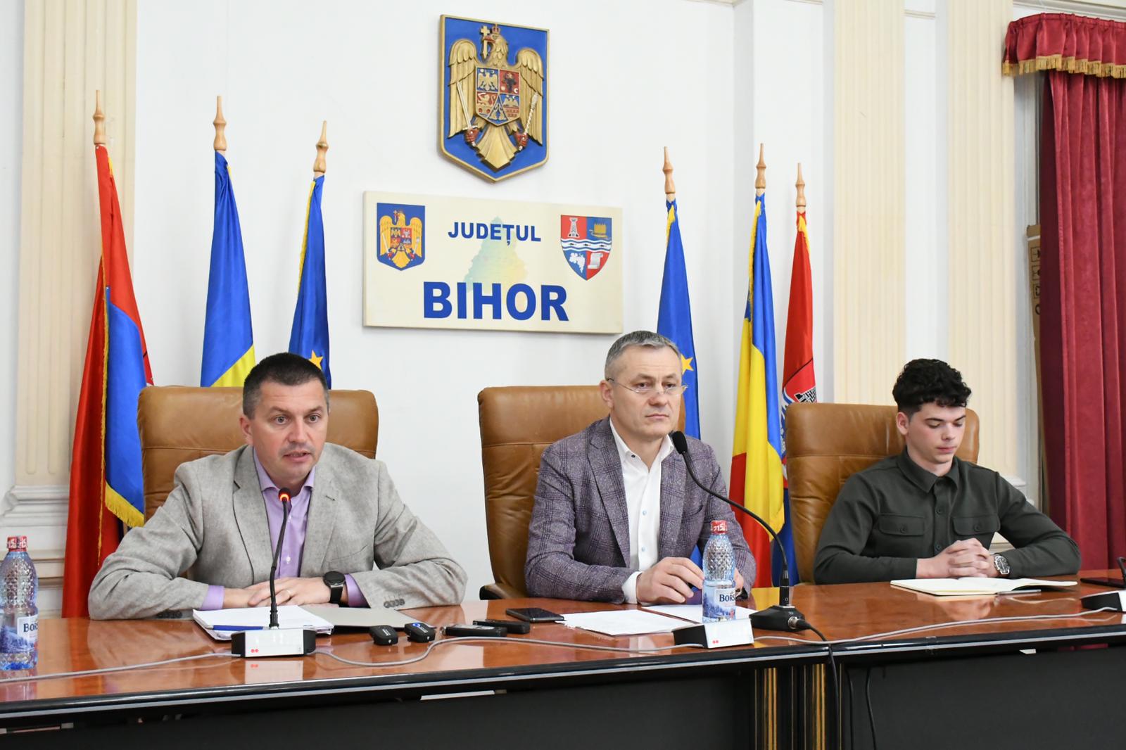 În Bihor se înființează o comunitate de elevi voluntari care doresc să se împlice în activități ce au legătură cu protecția mediului înconjurător