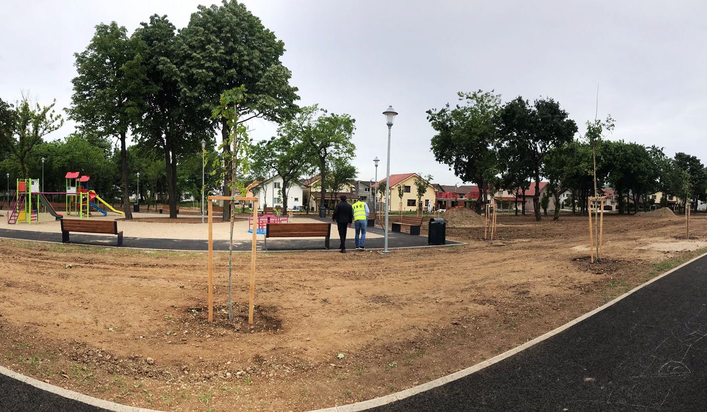 Lucrările de amenajare a Parcului Tineretului din Oradea se apropie de final