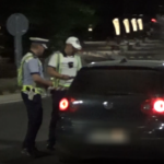 Tupeu de smecher! Un tanar de 21 de ani din Oradea prins drogat si fara permis la volanul unei masini. Acum are dosar penal