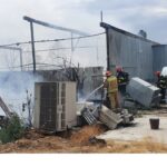 La un pas de dezastru! Un incendiu izbucnit la un atelier de reparat camioane din Oradea era sa cuprinda trei rezervoare de combustibil aflate la cativa metri de focul deschis