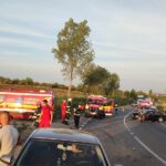 FOTO | Un nou accident intre Biharia si Oradea in care au fost implicate 3 masini, in aceasta dimineata. O persoana a ramas incarcerata