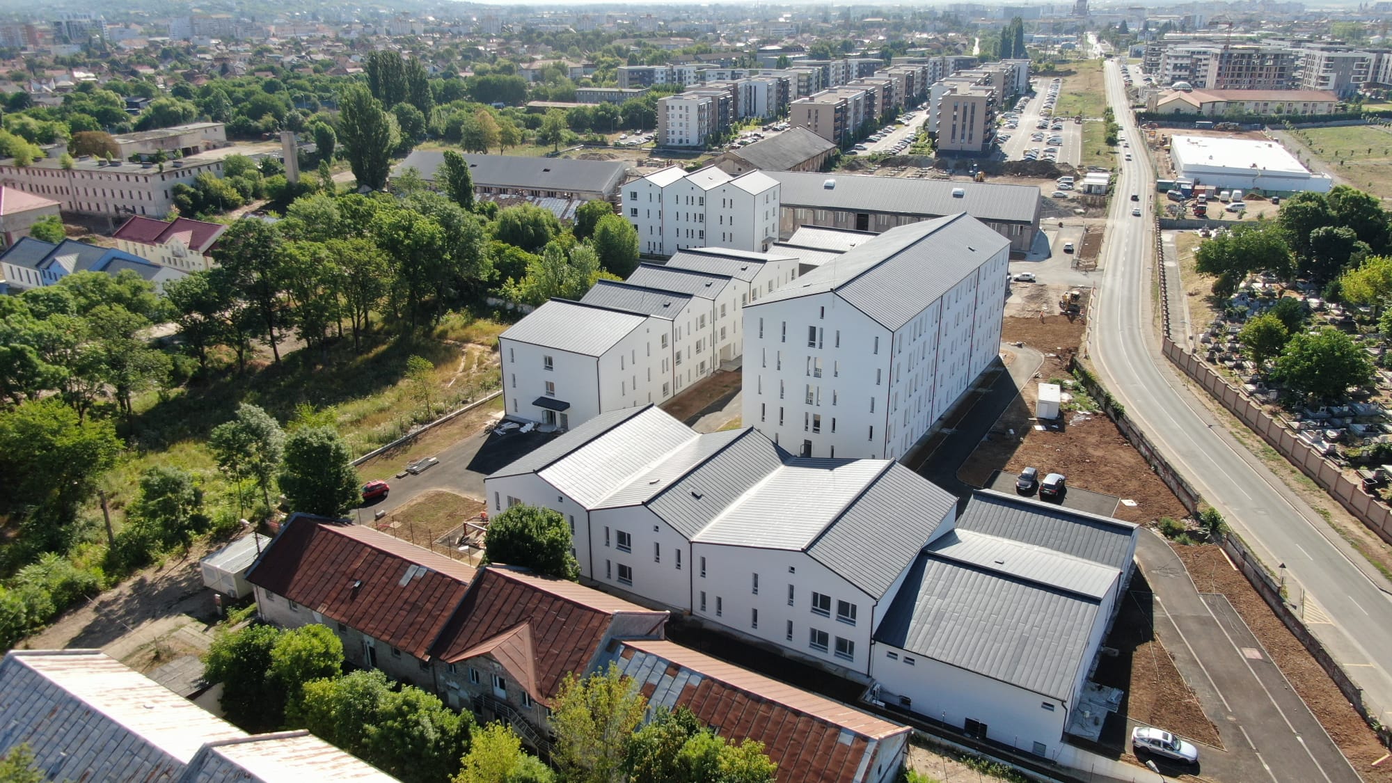 Campus pentru invatamantul profesional, la Oradea, ce va garanta angajarea absolventilor in companiile care au clase