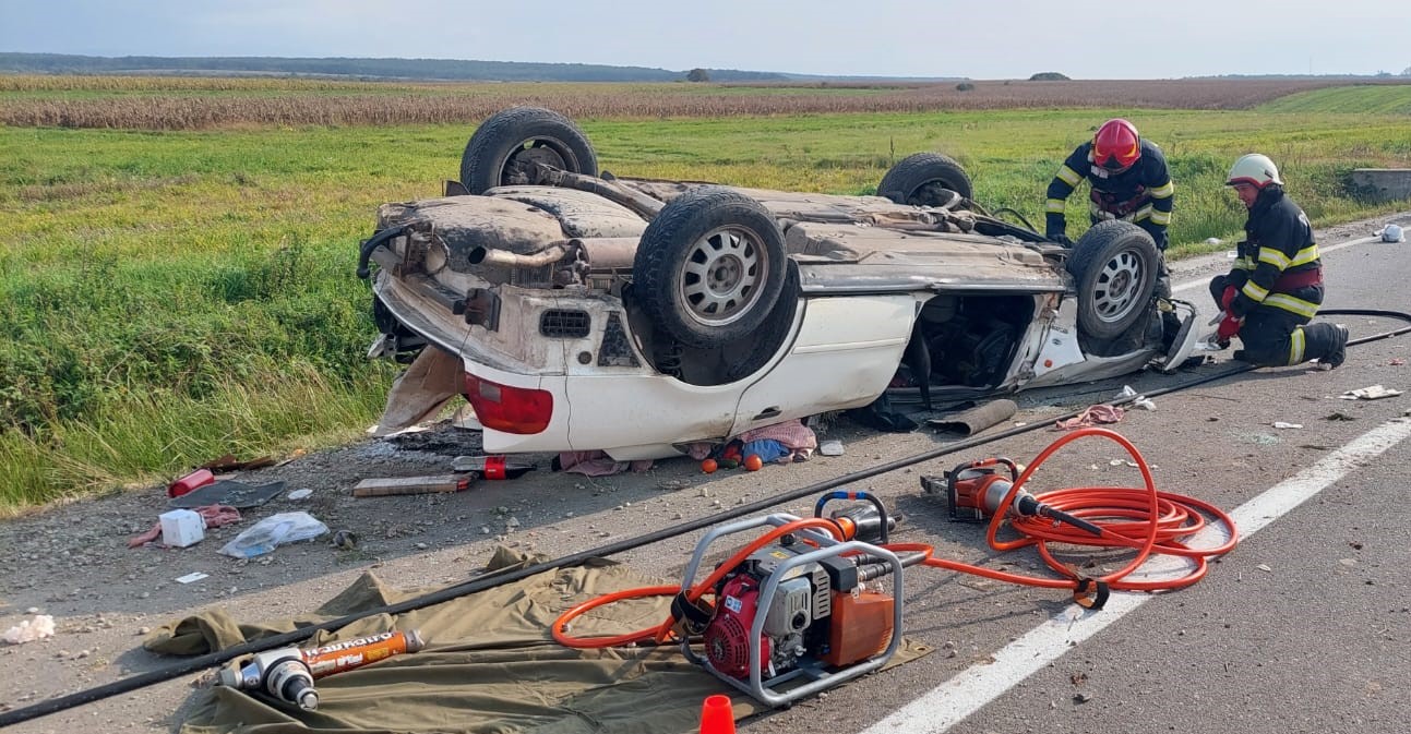 UPDATE: A murit si a doua persoana in accidentul de pe DJ 792A