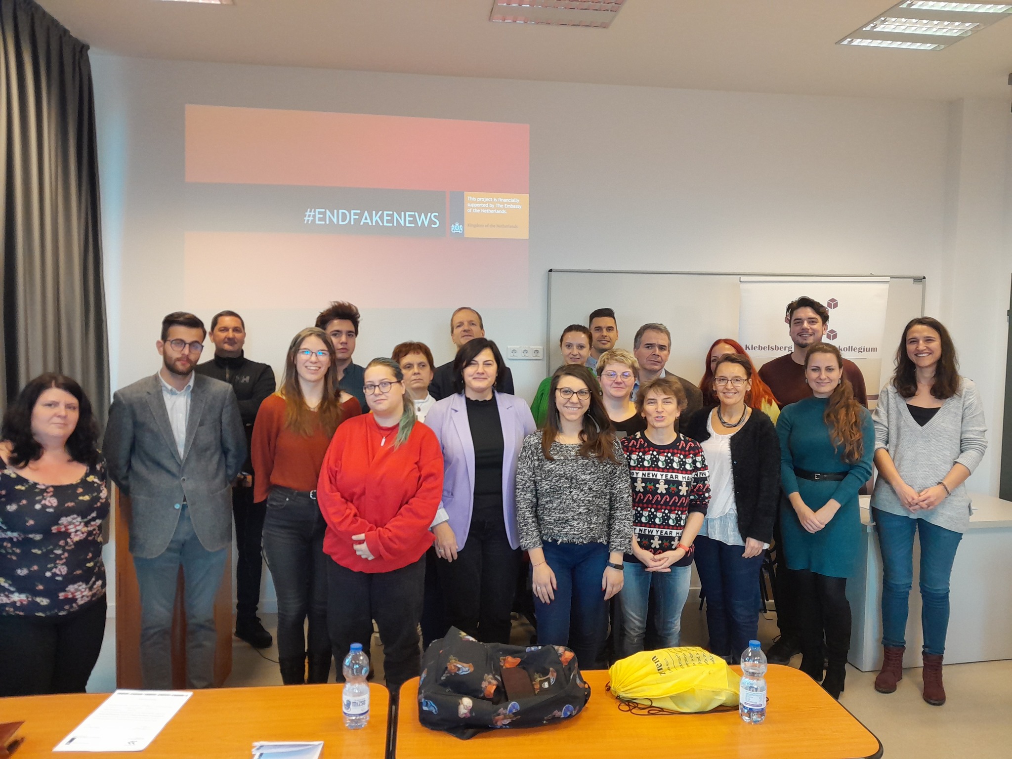 #ENDFAKENEWS – Training gratuit de conștientizare media pentru pedagogi la Universitatea Creștină Partium din Oradea