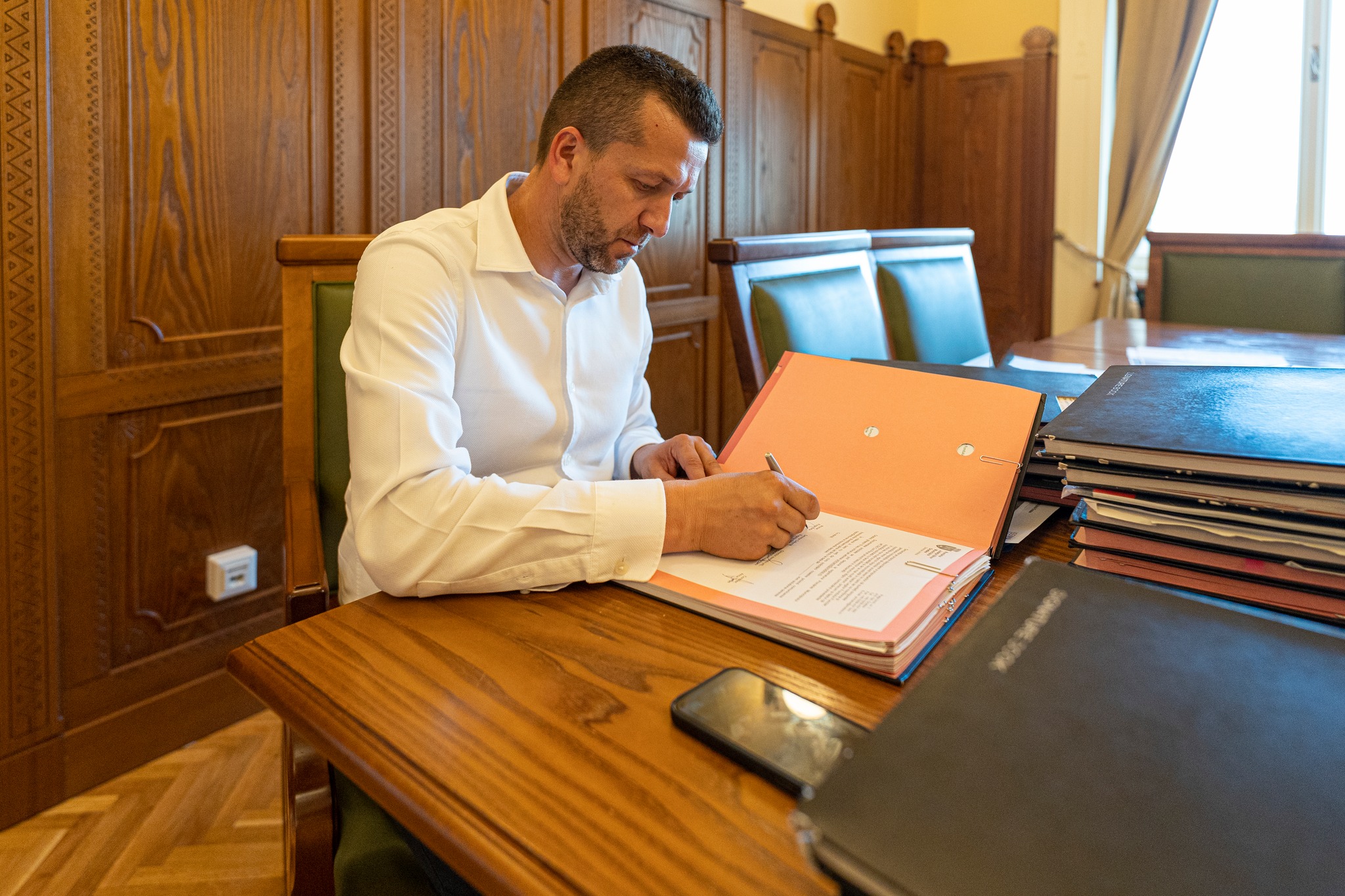 Alte 10 milioane de euro primite de Primaria Oradea pentru 6 contracte finantate prin PNRR. Ce investitii se vor face cu acesti bani