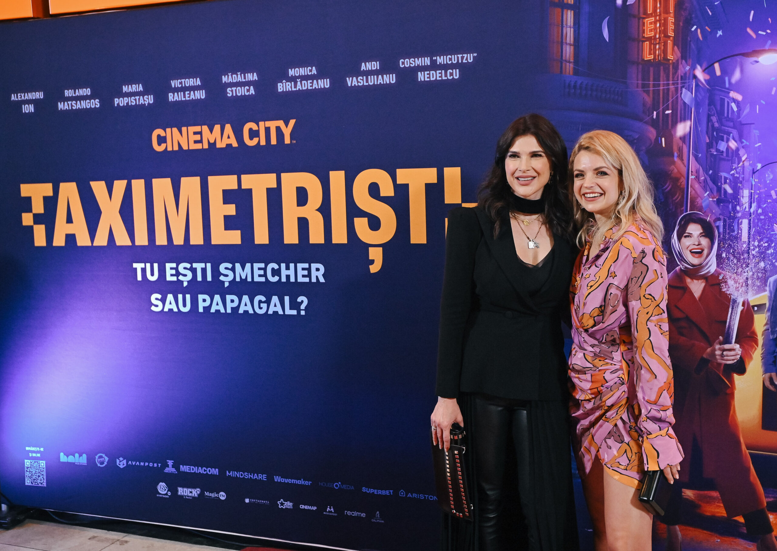 Video | Dupa “Teambuilding”, in cinematografe a intrat un nou film plin de injuraturi – “Taximetristii”, la Cinema Palace din Lotus Center