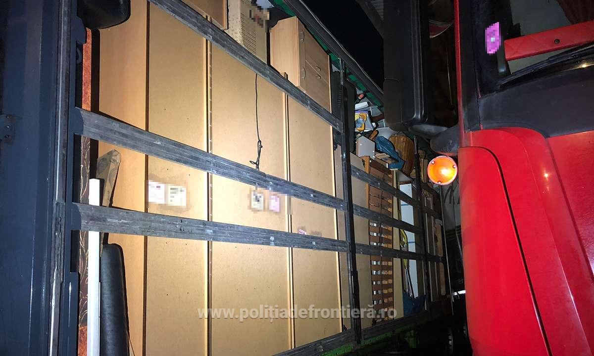 Alte 12 tone de deseuri oprite in Vama Bors II de Garda de Mediu si politistii de Frontiera