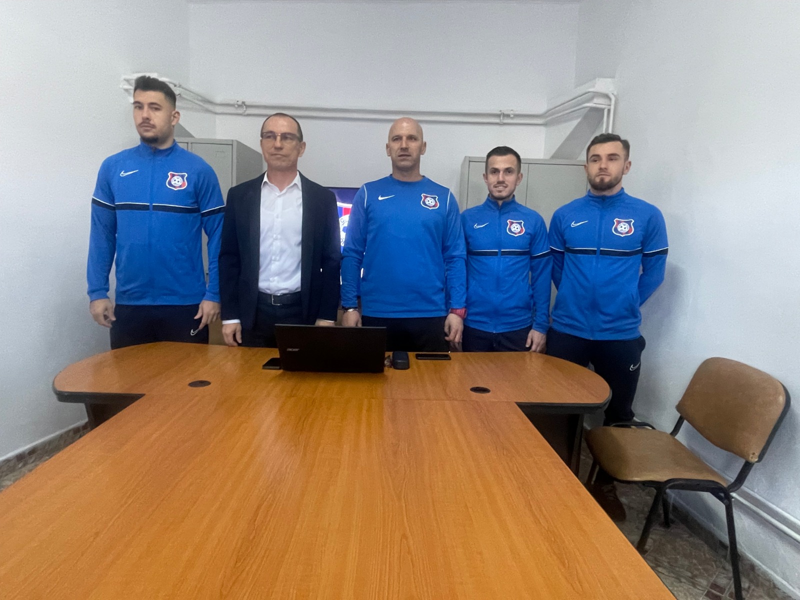 FC Bihor Oradea si-a prezentat noile achizitii, trei fotbalisti cu care va aborda restul sezonului competitional.