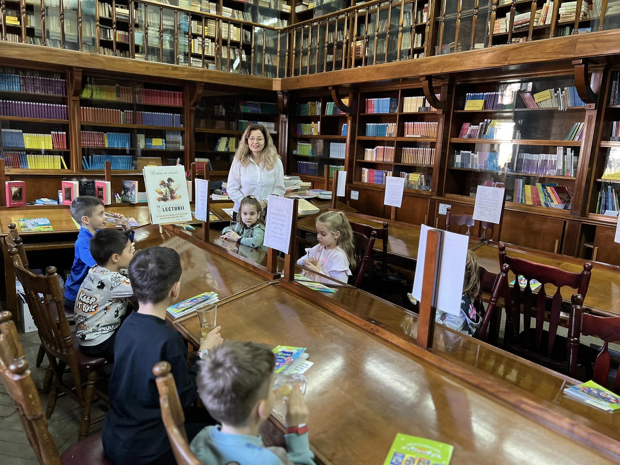 Ziua Națională a Lecturii sărbătorită la Oradea la Școala Gimnazială Winnie Academy