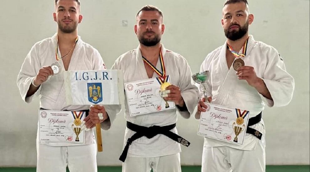 3 jandarmi bihoreni au ocupat tot podiumul la Campionatul Național de Judo al MAI