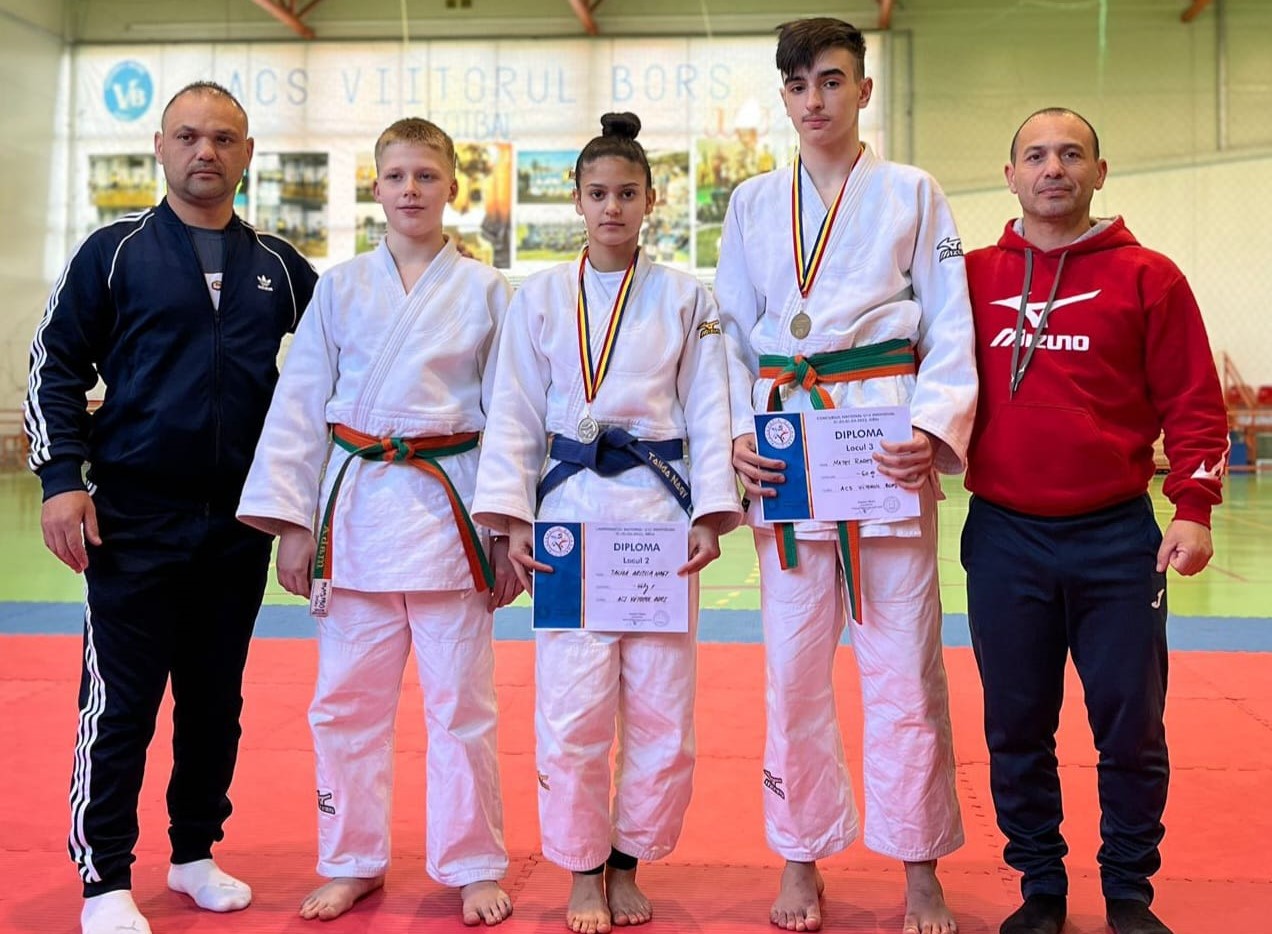 Foto | Aur şi argint pentru juniorii jukoka de la ACS Viitorul Borş