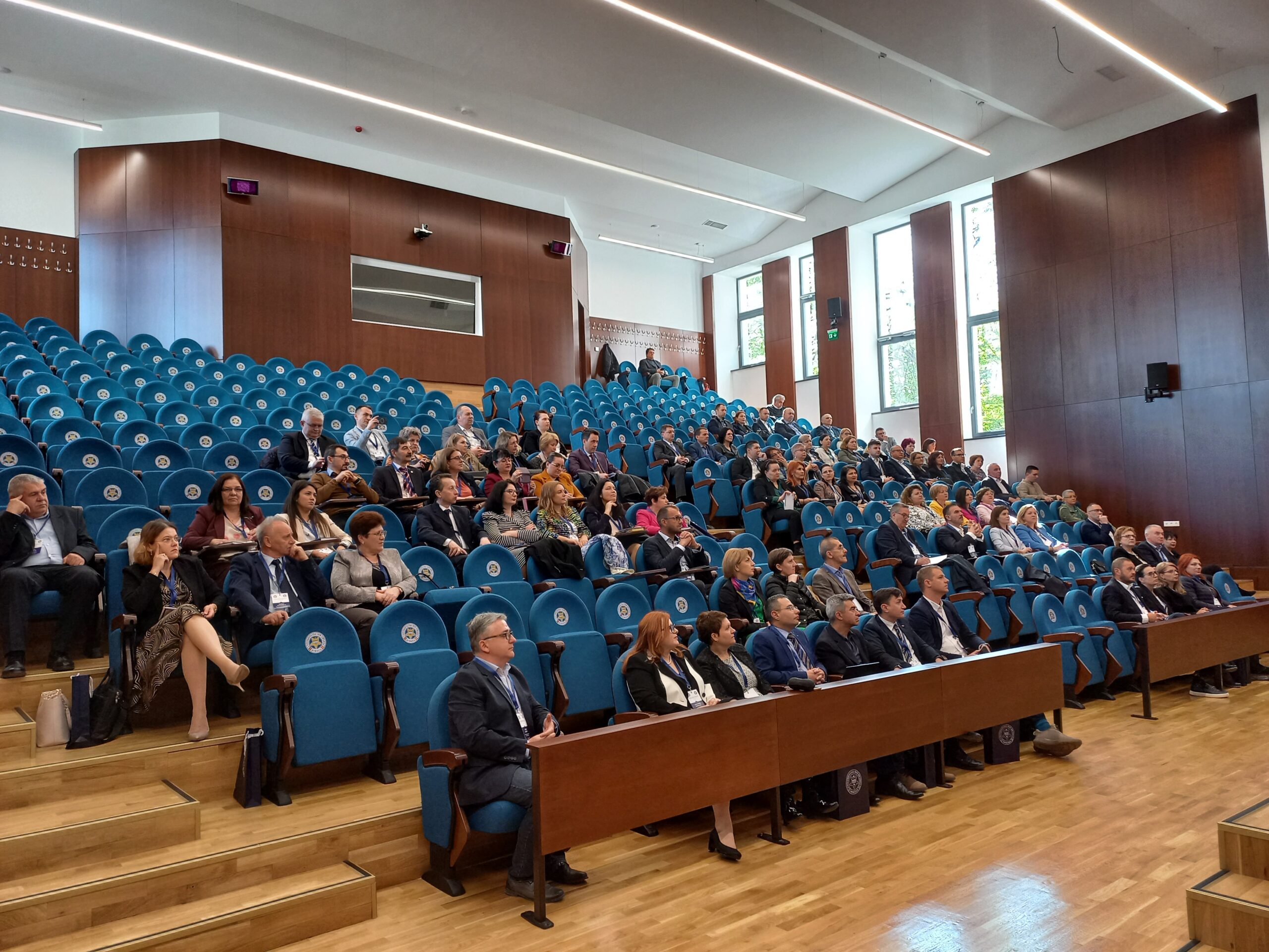 In perioada 27-29 aprilie 2023, Universitatea din Oradea a fost gazda Simpozionului Național de Management Administrativ și Financiar Universitar – 2023.