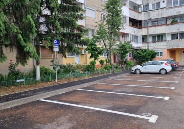 Alte 47 de locuri de parcare amenajate în locul garajelor din zona străzilor Moldovei – Lacul Roșu – Cantacuzino