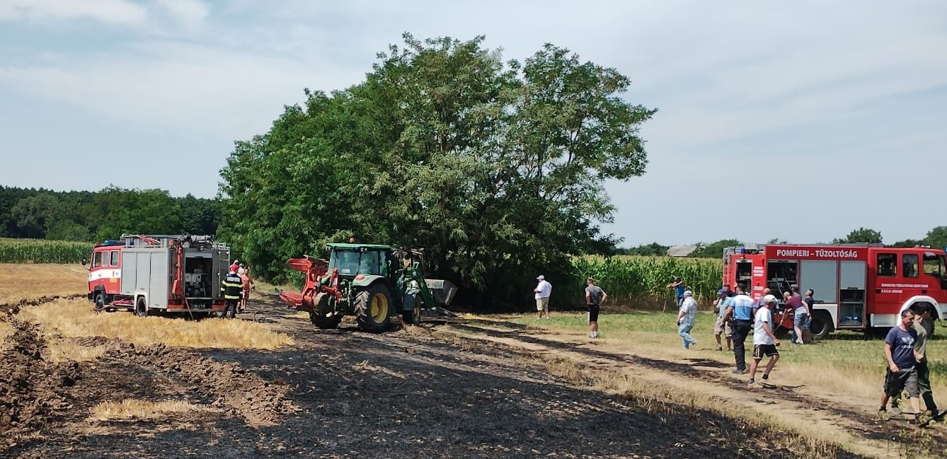 Un bărbat a fost rănit, după ce un incendiu a cuprins utilajul agricol cu ajutorul căruia făcea baloți de paie, pe un teren din localitatea Ciuhoi, comuna Sâniob.