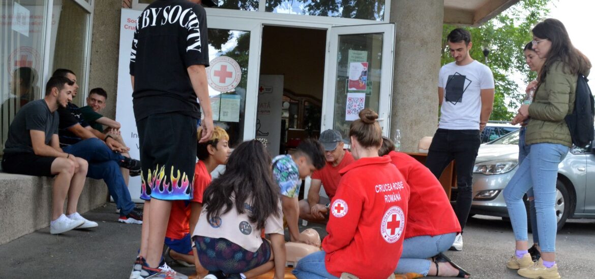A fost Ziua Porților Deschise Crucea Roșie Filiala Bihor