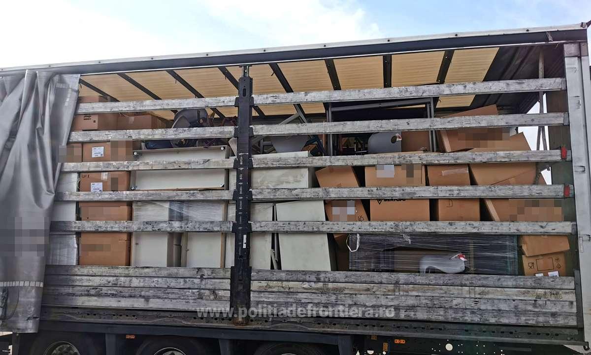 Alte 10 tone de deseuri oprite  in Vama Bors II. Cum disimuleaza firmele transportul de deseuri pe teritoriul Romaniei