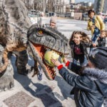 Dino Park la Oradea – peste 55 de exponate ale unor dinozauri animatronici de dimensiuni reale in Parcul Cetatii Oradea
