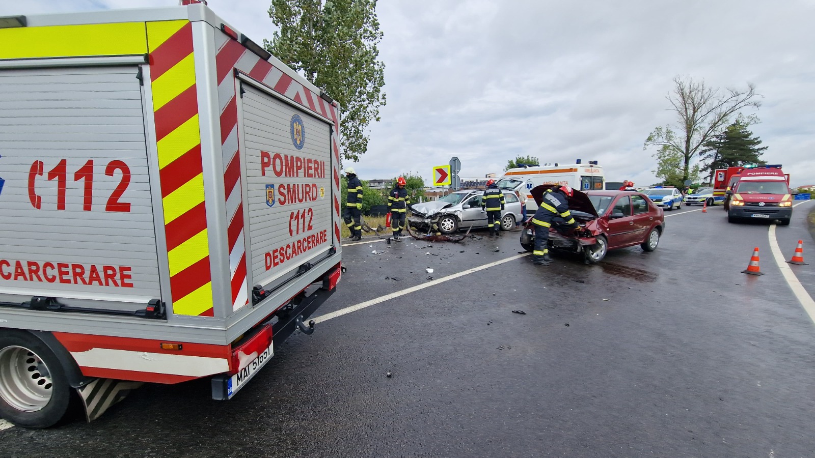 FOTO – VIDEO | Accident cu 6 victime, dintre care doi minori, la iesirea din Baile Felix, pe DN 76!