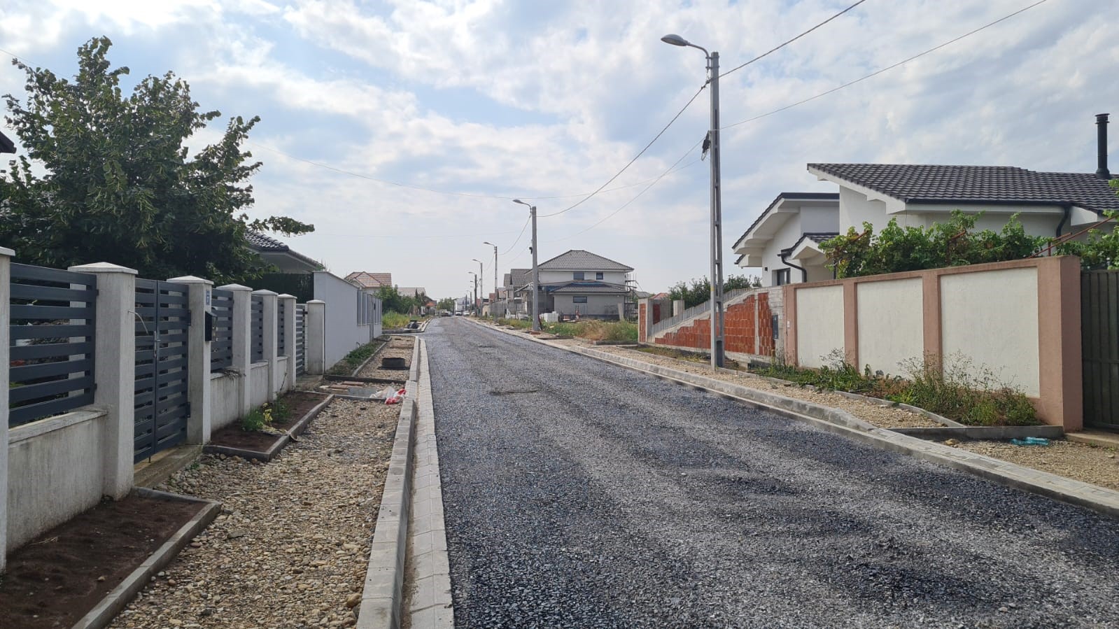 Strada Jurcsak Tibor din cartierul Grigorescu, în curs de modernizare. Urmeaza si alte strazi pana la finalul lui 2023. Vezi care sunt acestea