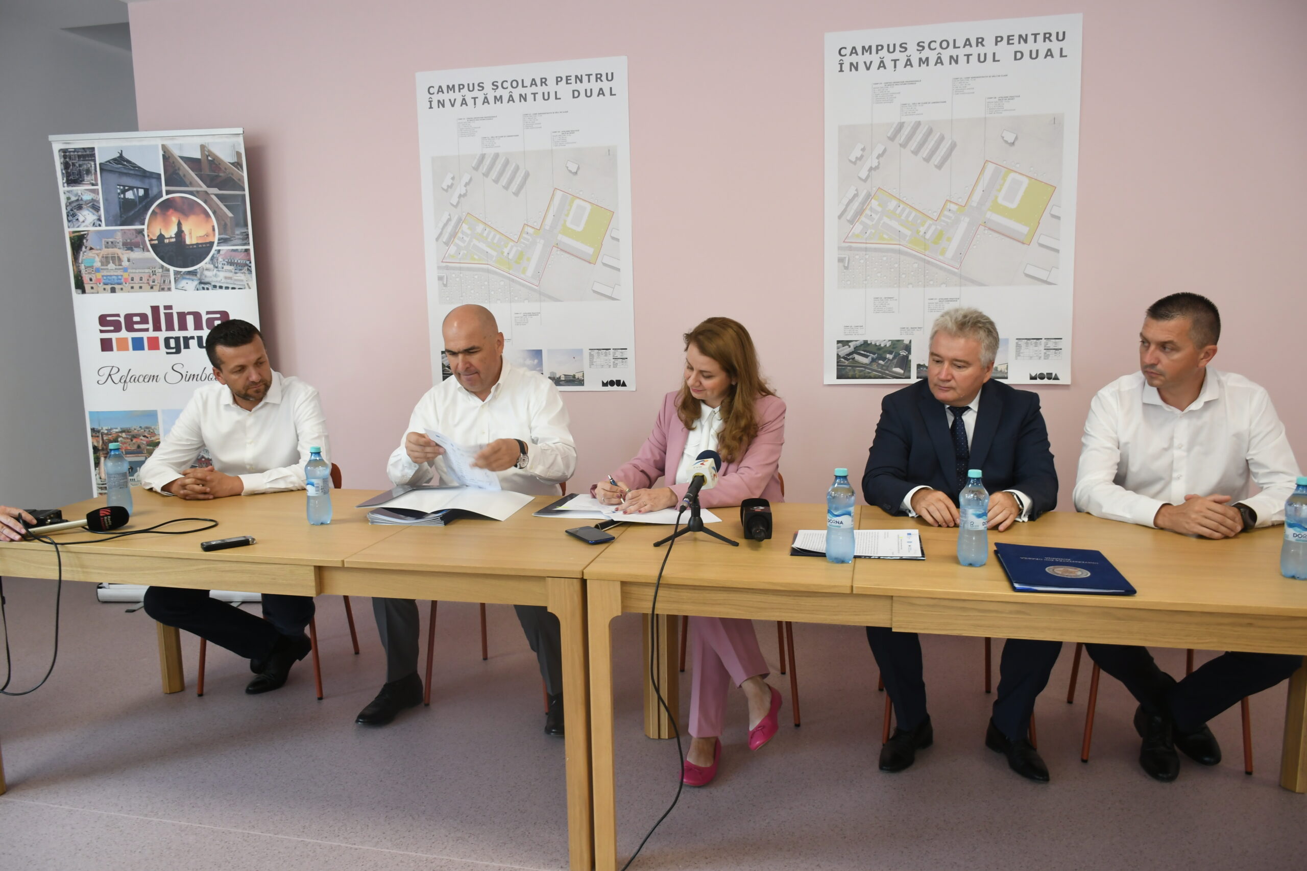 Ministrul Educatiei, Ligia Deca, in vizita la Oradea, a semnat contractul pentru Campusul Școlar pentru Învățământ Dual