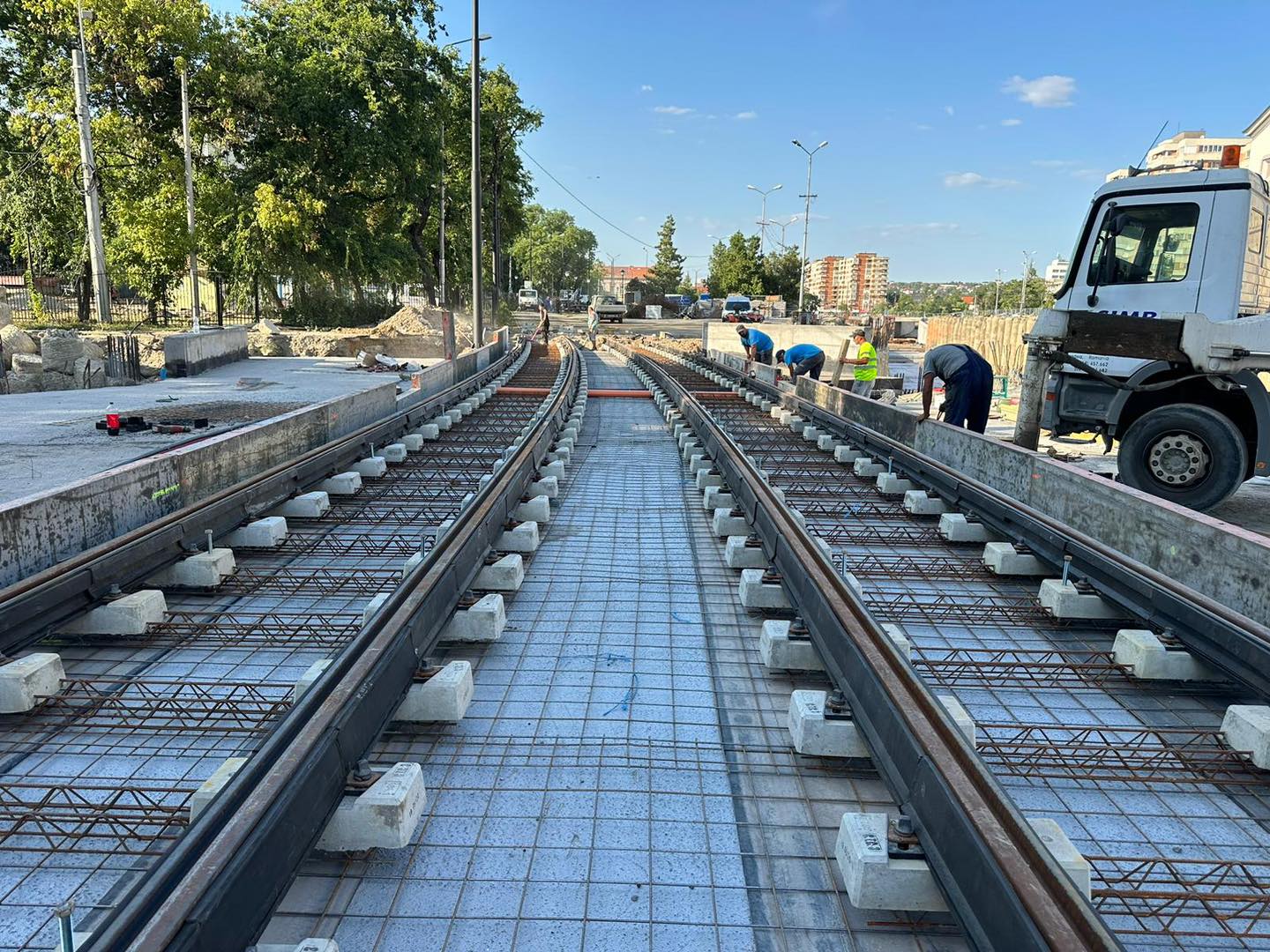 Incepand de luni, 11 septembrie 2023, tramvaiele dinspre Nufarul vor circula prin Centrul Civic. Vezi traseele dinspre Nufarul si Pod CFR