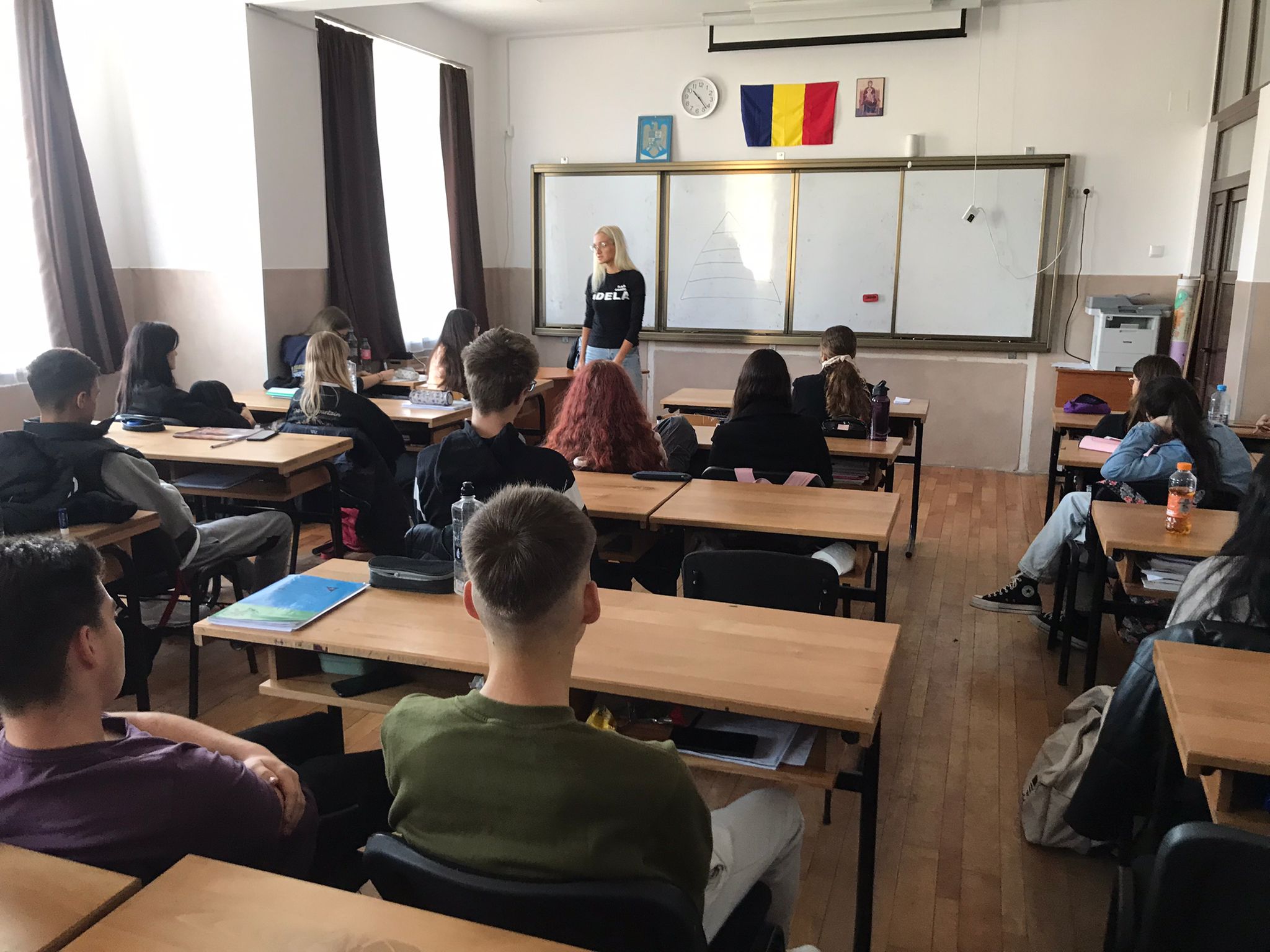 „Iluzia Fericirii – Ai grijă de tine” – Campanie antidrog in scolile din Bihor, initiata de DASO