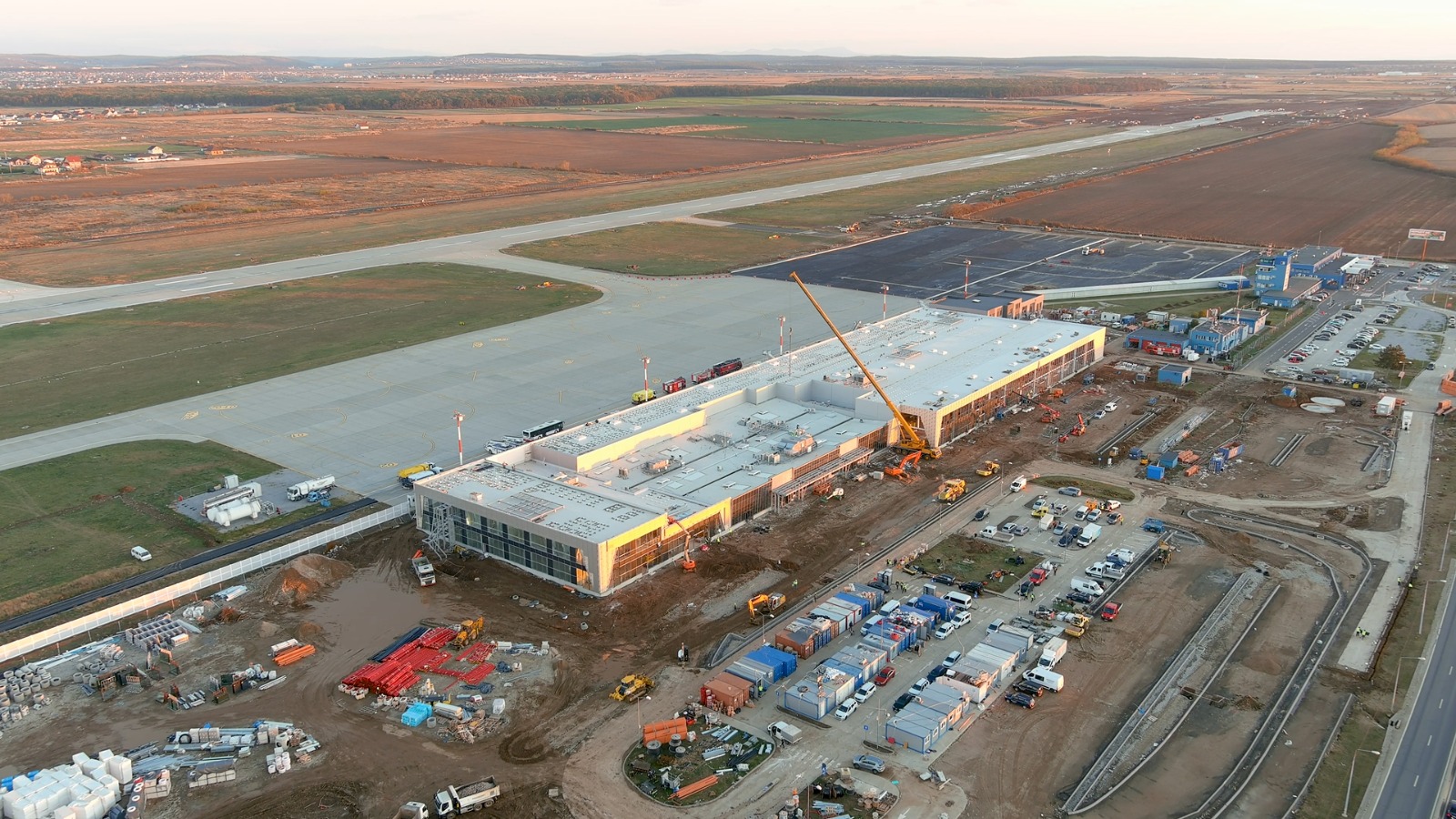 Lucrarile la extinderea si modernizarea Aeroportul Oradea au ajuns la un stadiu de 50%