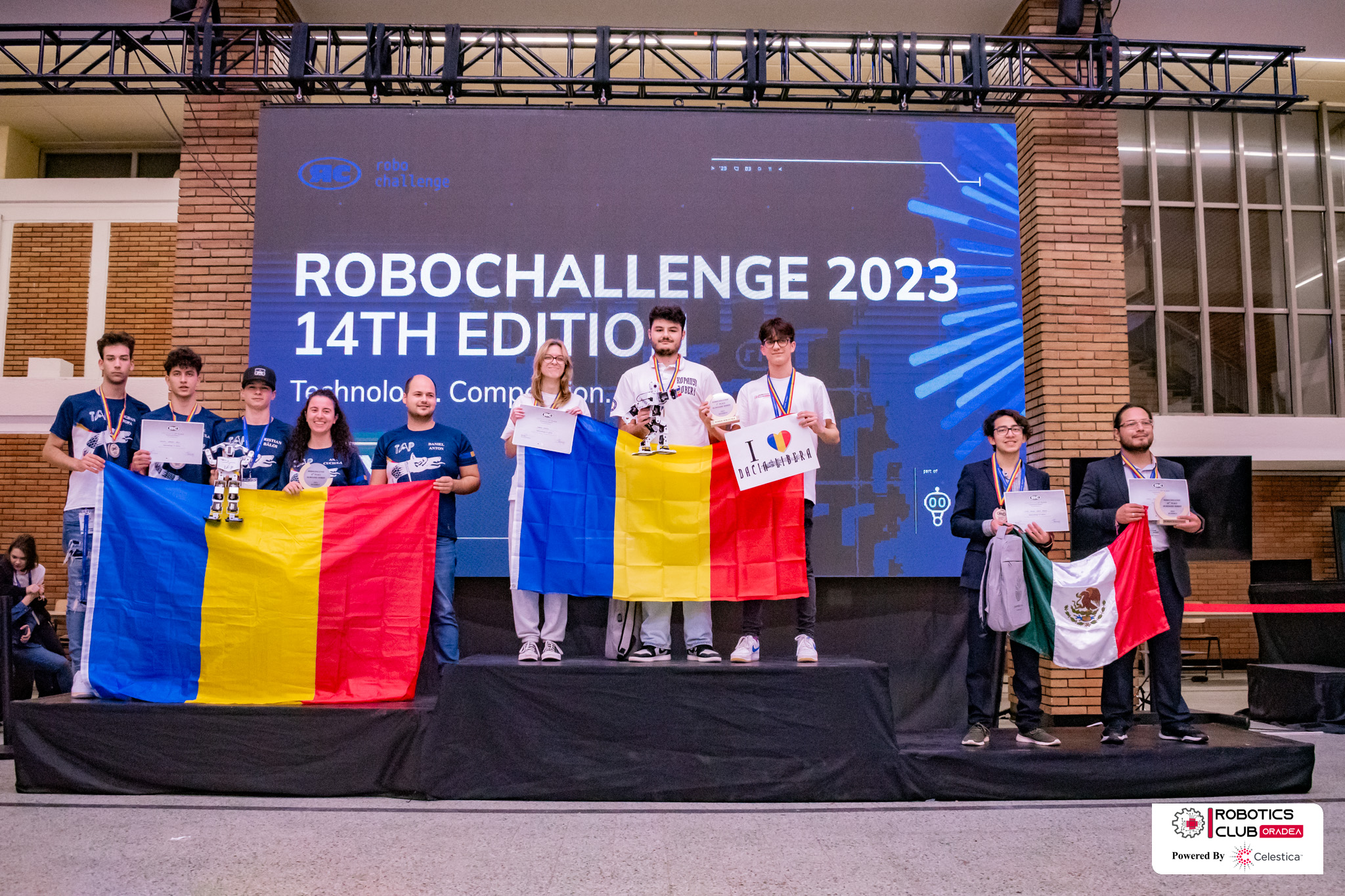 Premii pentru orădeni la RoboChallenge București
