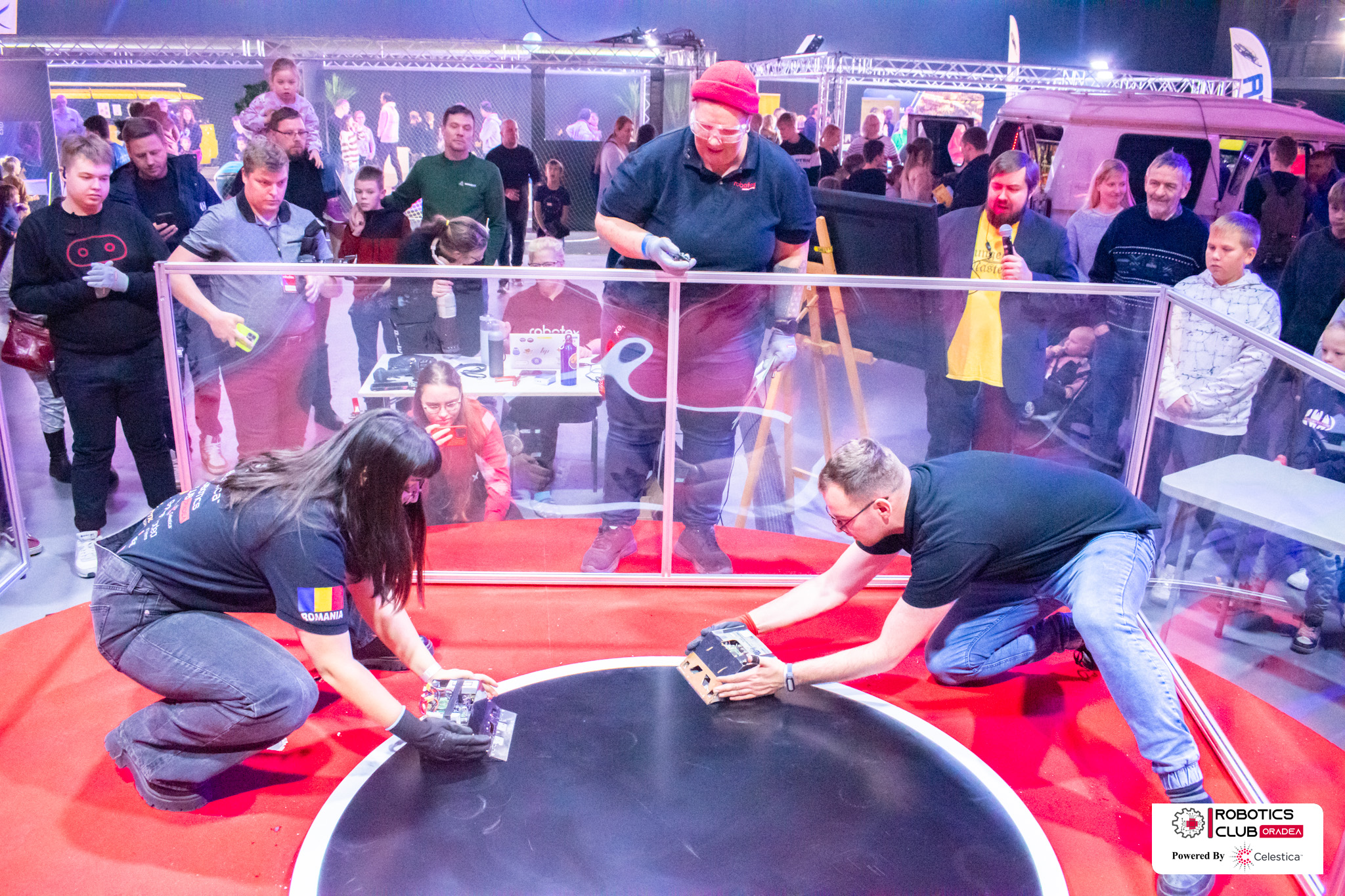 Foto | Oradenii pe podium la cel mai mare concurs de robotica din Europa