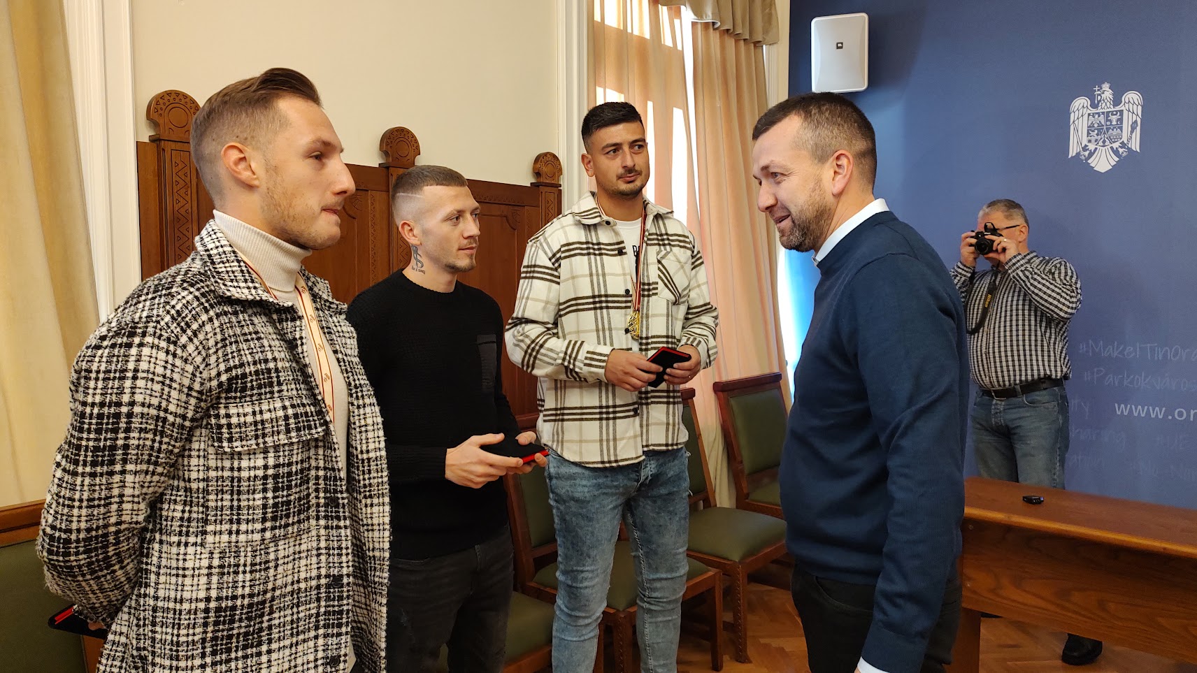 Primăria Oradea i-a premiat pe cei trei bihoreni campioni la minifotbal