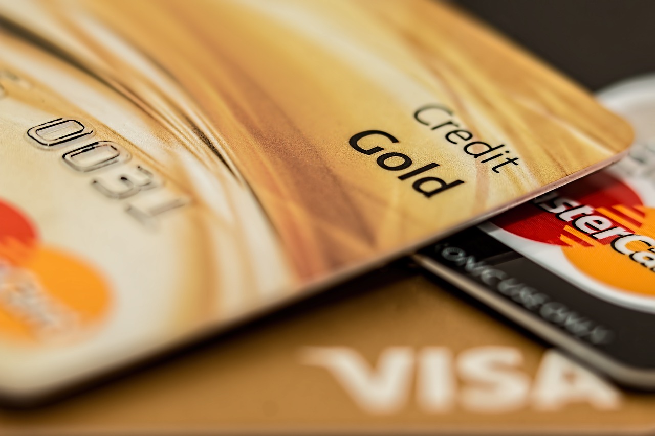 Drumul către recuperare financiară: inversarea istoricului de credit negativ