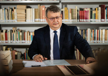 Conf. univ. dr. Aurel Căuș va fi reales președinte al Senatului Universității din Oradea